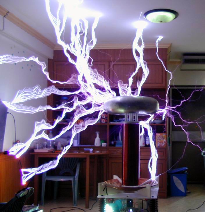 tesla-coil-sparks.jpg